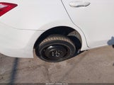 Toyota Corolla Le 2T1BURHE3JC121257 снимка