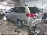 Toyota Sienna Le 5TDZA23C55S354574 снимка