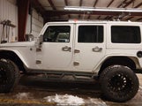 Jeep Wrangler Unlimited Sahara 1C4BJWEG0FL746132 fotografie