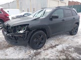 Jeep Cherokee Latitude 4X4 1C4PJMCB6JD521296 снимка