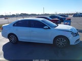 Volkswagen Jetta 1.4T Se 3VWDB7AJ5HM400377 снимка
