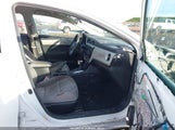 Toyota Corolla Le 5YFBURHE7HP615308 снимка