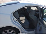 Toyota Camry Le 4T1BF3EK0BU674241 снимка