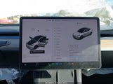 Tesla Model Y Long Range Dual Motor All-Wheel Drive 5YJYGDEE5MF214063 снимка