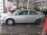 Toyota Corolla Le 2T1BU40E79C131834 снимка