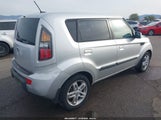Kia Soul + KNDJT2A22A7176757 снимка
