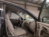 Chevrolet Traverse Ls 1GNKVFED0HJ304709 снимка