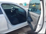 Honda Civic Lx 2HGFE2F28SH588276 снимка
