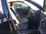 Volkswagen Tiguan 2.0T Se/2.0T Sel/2.0T Sel R-Line/2.0T Sel R-Line Black 3VV3B7AX2KM082889 fotografie
