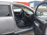 Jeep Compass Latitude 1C4NJDEB1GD646039 снимка