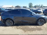 Tesla Model Y Premium Rear-Wheel Drive/Standard Rear-Wheel Drive 7SAYGDED1TF456373 photo