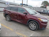 Toyota Highlander Le V6 5TDZKRFH0FS116971 photo