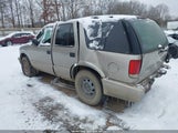 Chevrolet Blazer Ls 1GNDT13X85K120817 снимка