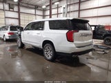 GMC Yukon Xl 4Wd Denali 1GKS2JKL4MR192500 fotografie