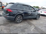 Volkswagen Tiguan 2.0T S 3VVRB7AX6RM234144 fotografie