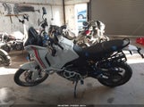 Ducati Desert X ZDMXANDT9PB001759 снимка