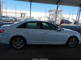 Audi A4 2.0T Season Of Audi Premium WAUDNAF47HN048335 снимка