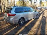 Toyota Sienna Xle 8 Passenger 5TDYZ3DC7KS983984 photo