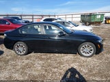 BMW 320I xDrive WBA8E5G50HNU22784 снимка