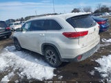 Toyota Highlander Le 5TDZARFH8JS036927 снимка