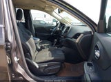 Jeep Cherokee Latitude 1C4PJLCS5FW636736 снимка