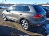 Volkswagen Touareg Vr6 Lux WVGFF9BP0CD002184 fotografie
