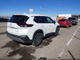Nissan Rogue Sv Intelligent Awd 5N1BT3BB5PC931677 photo