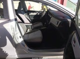 Toyota Corolla Le 5YFBURHE6JP802142 снимка