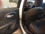 Jeep Cherokee North 1C4PJMCS8GW209901 снимка