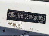 Toyota Tundra Limited 4.7L V8 5TFBT58187X004843 fotografie