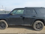 Toyota 4Runner Nightshade Special Edition JTEBU5JR9L5823844 fotografie
