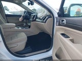 Jeep Grand Cherokee Laredo 4X4 1C4RJFAG2HC840309 photo
