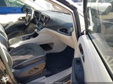 Chrysler Pacifica Hybrid Limited 2C4RC1S71PR543792 снимка
