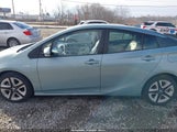 Toyota Prius Four Touring JTDKARFUXH3036115 снимка