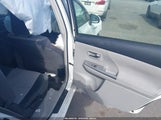 Toyota Prius V Two JTDZN3EU7HJ074186 снимка