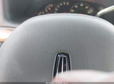 Lincoln Continental 1LNHM97V71Y622266 снимка