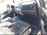 Toyota Tundra Platinum 5.7L V8 5TFAY5F11FX472685 снимка
