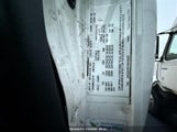 International Lt 3HSDZAPR1KN105357 снимка