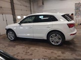 Audi Q5 2.0T Premium/2.0T Tech Premium WA1BNAFY0J2233261 photo