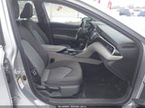 Toyota Camry Le 4T1B11HKXJU118662 photo