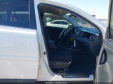 Toyota Rav4 Le JTMZFREV8HJ716777 снимка
