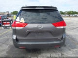 Toyota Sienna Xle V6 8 Passenger 5TDYK3DC5DS326723 fotografie