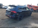 Volkswagen Tiguan 2.0T Se R-Line Black 3VVCB7AX5NM015708 снимка