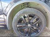Volkswagen Tiguan 2.0T Se R-Line Black 3VVCB7AX5NM015708 fotografie