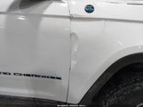 Jeep Grand Cherokee 4Xe Trailhawk 1C4RJYC65P8807631 снимка