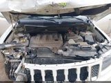 Jeep Compass Latitude 1C4NJDEB9FD183646 photo
