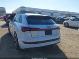 Audi E-Tron Premium Plus Quattro WA1LAAGE3NB011114 снимка