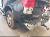 Toyota Tundra Grade 5.7L V8 5TFEY5F12CX119580 снимка