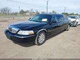 Lincoln Town Car Executive 1L1FM81W94Y623539 снимка