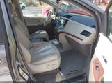 Toyota Sienna Xle 7 Passenger 5TDDK3DC5DS057055 photo
